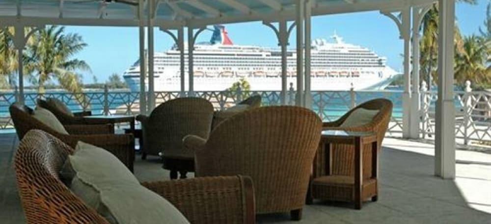 El Greco Hotel Nassau Exterior photo